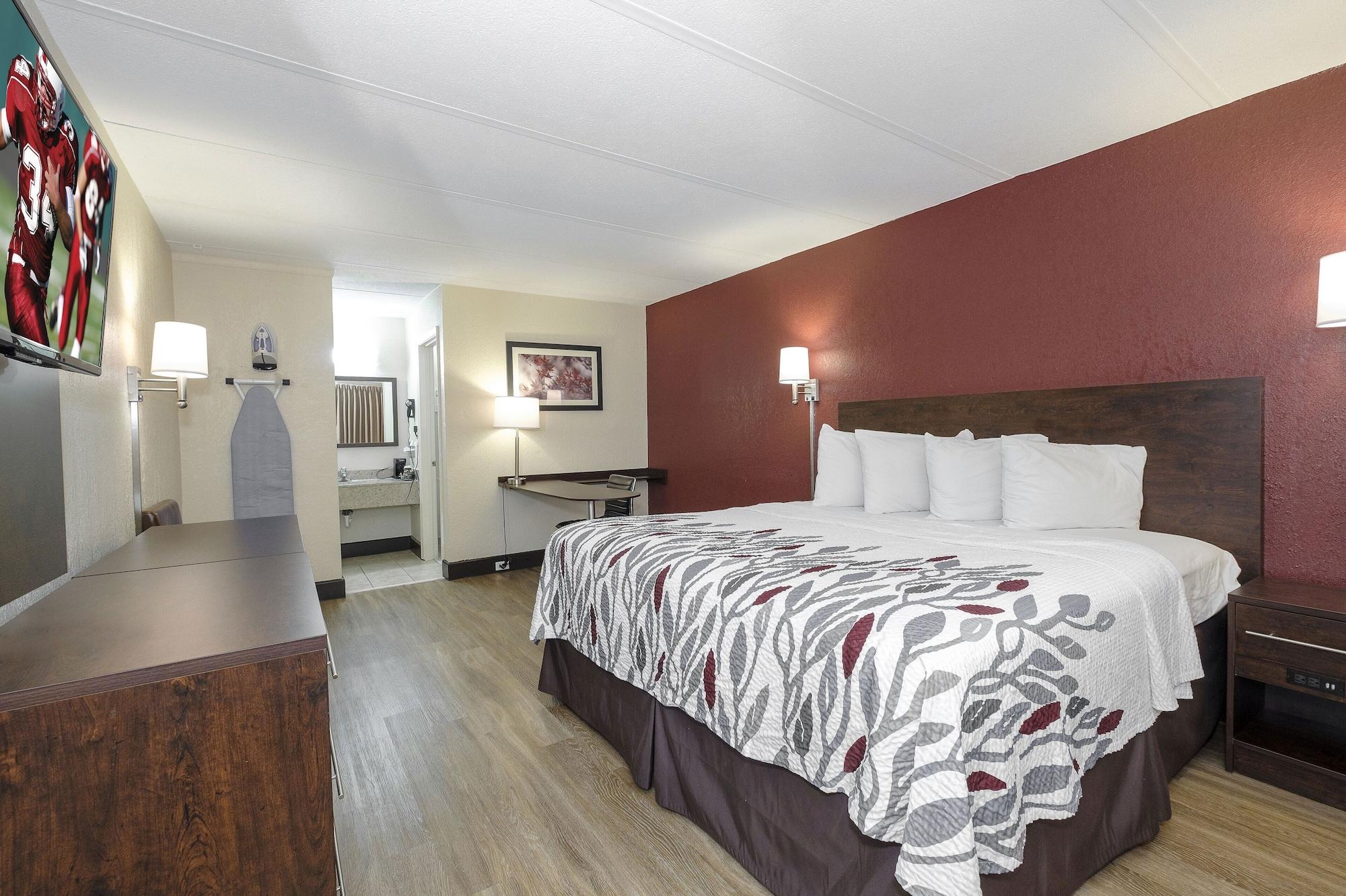 Red Roof Inn Fredericksburg North Esterno foto