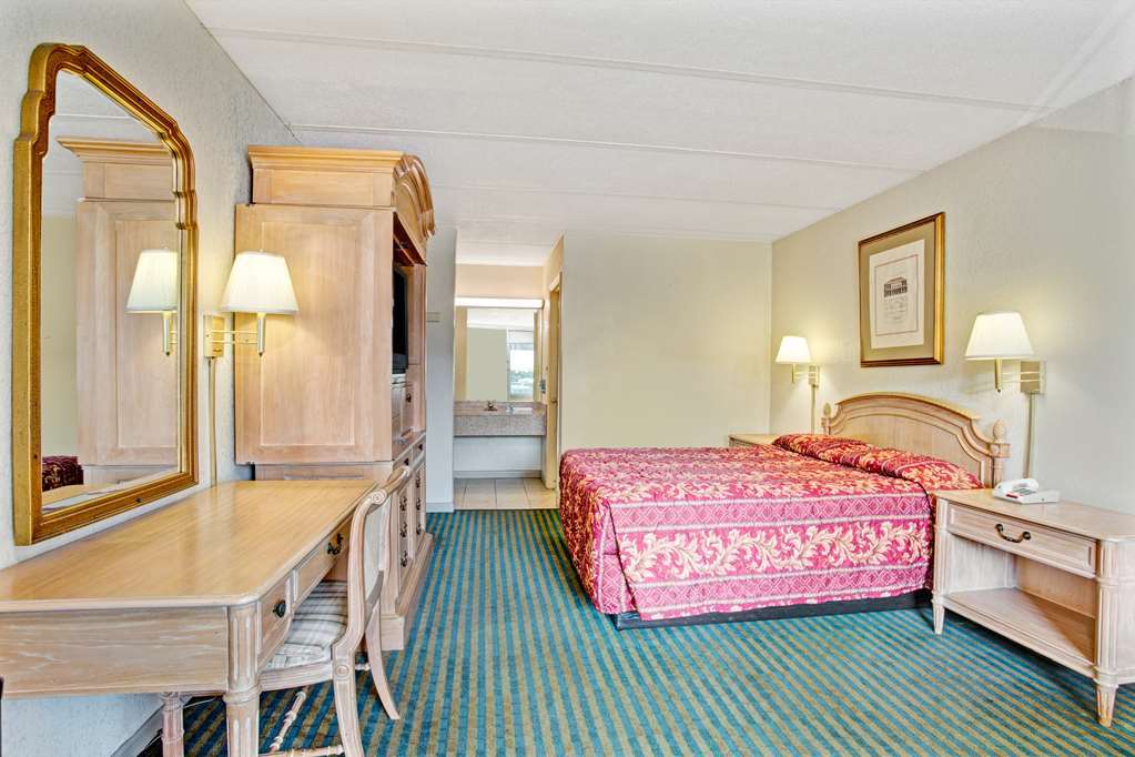 Red Roof Inn Fredericksburg North Camera foto